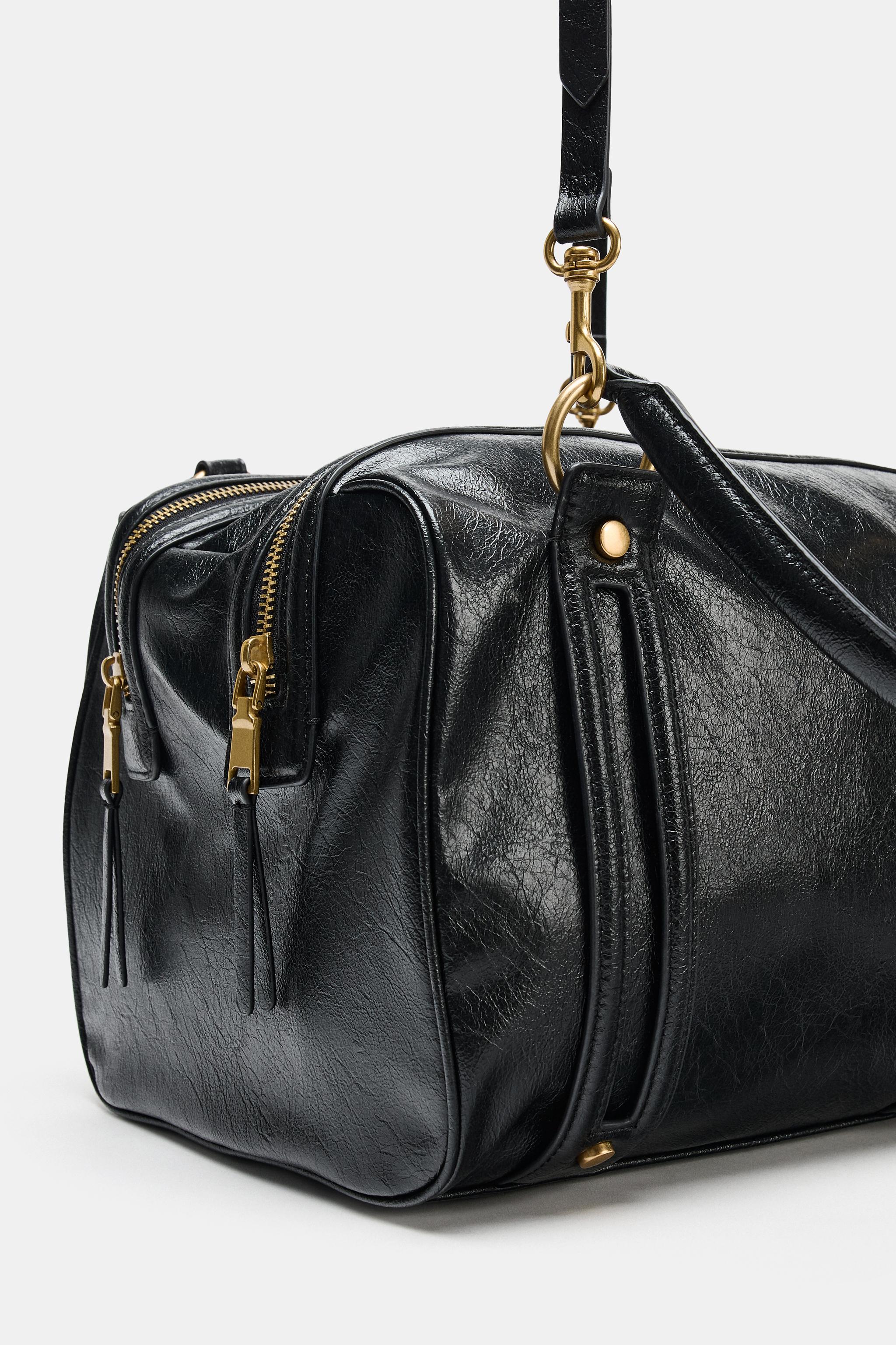 SHOULDER BAG WITH METAL DETAILS
